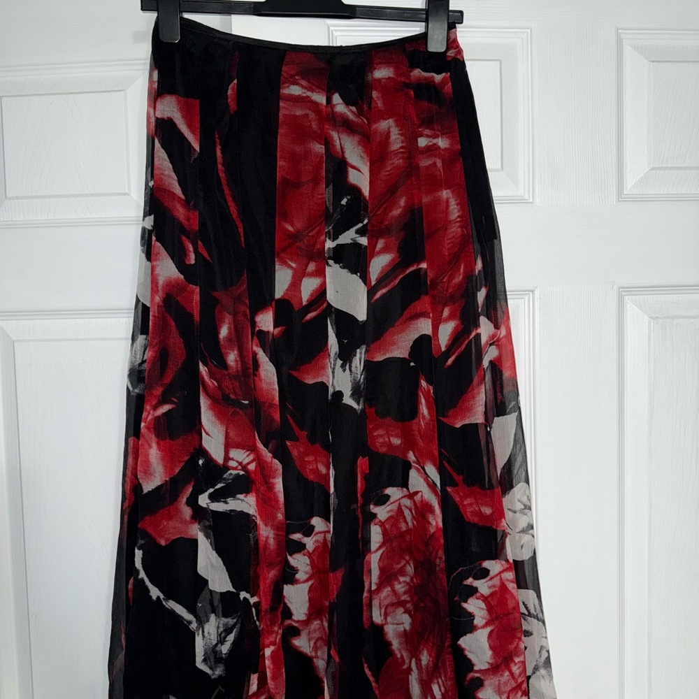 Vintage Elegant Red and Black Women's Skirt